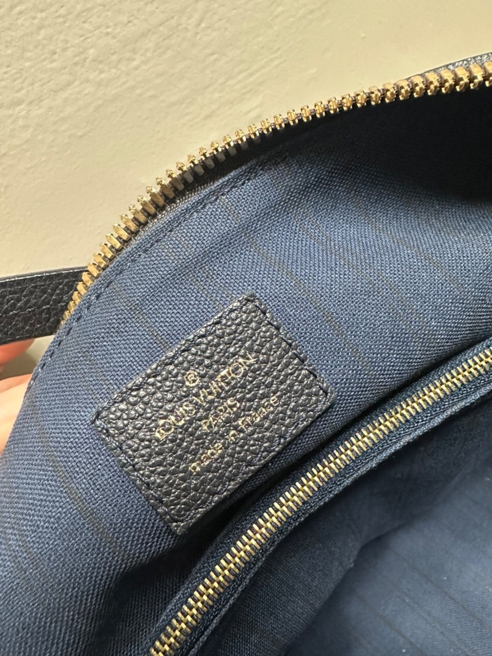 Louis Vuitton monogram lumineuse PM - Picture 7 of 11